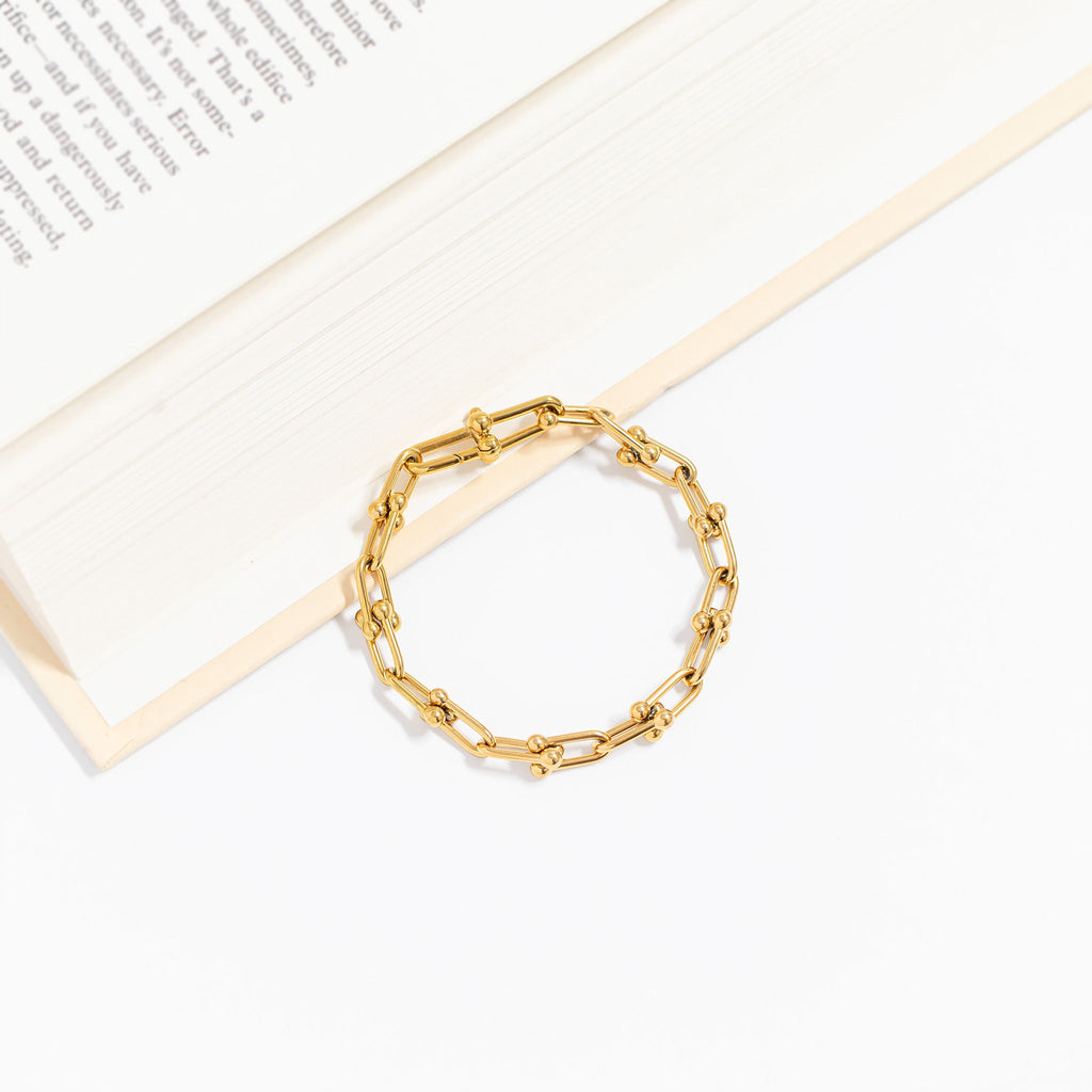 Hardware Bracelet lifestyle - Gold