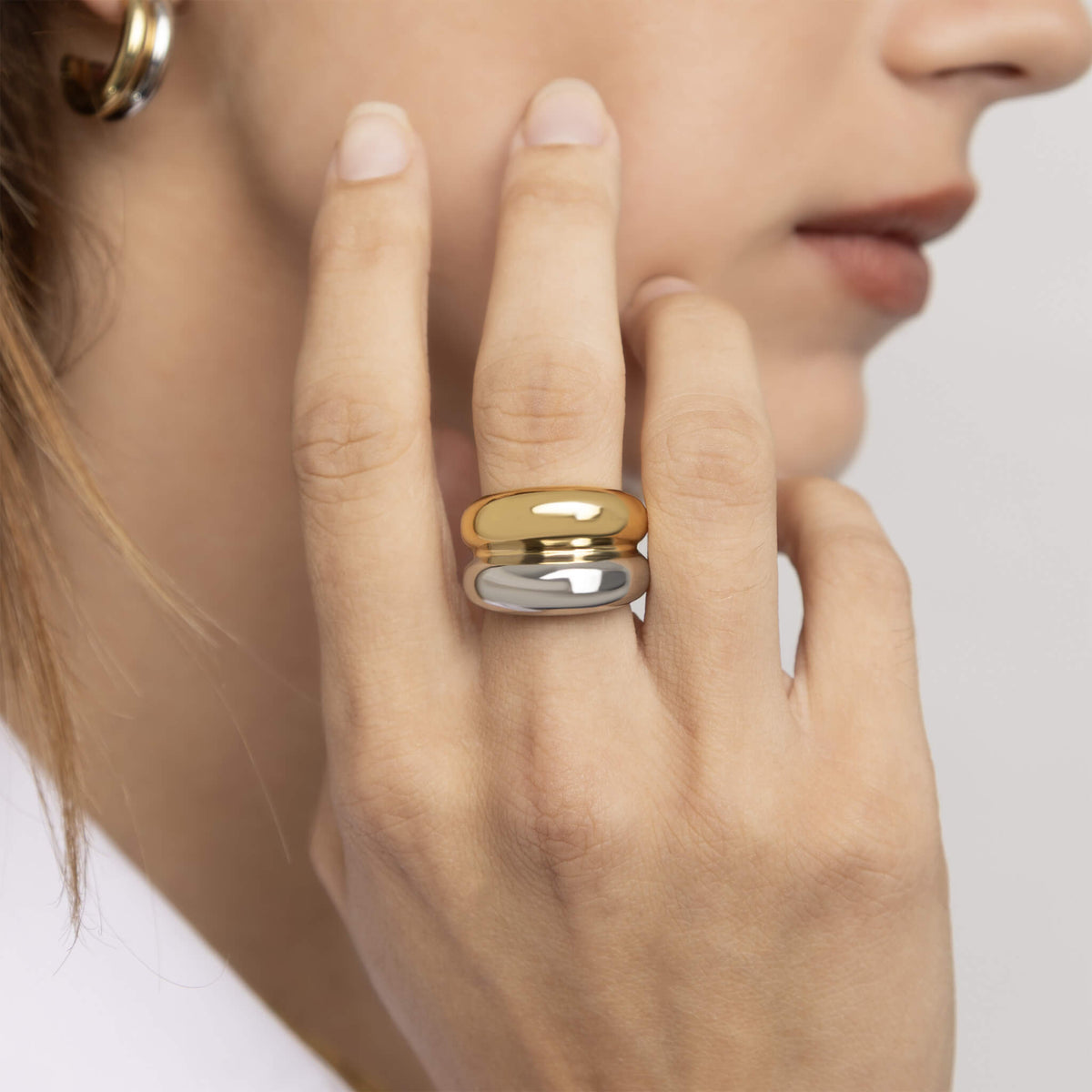 Mixed metal side by side ring worn on hand