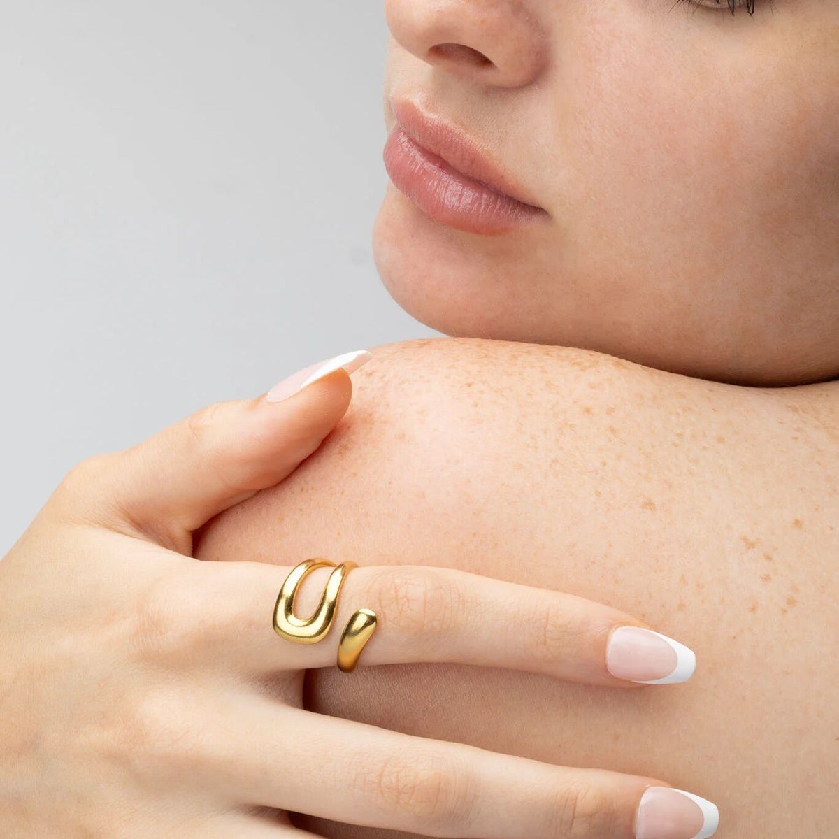 Magazine Street Twisted Spiral Cuff Ring in silver, from Garden District Jewelry — product photo 4 of 7.